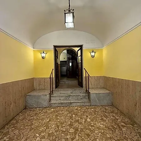Host Hostel *