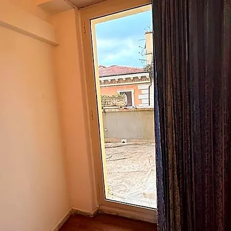 Host Hostel Rome