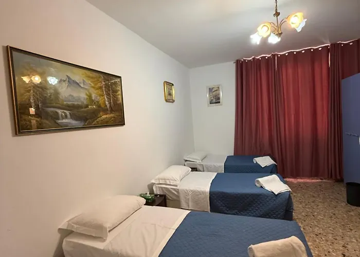 Хостел Host Рим