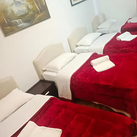 Host Řím