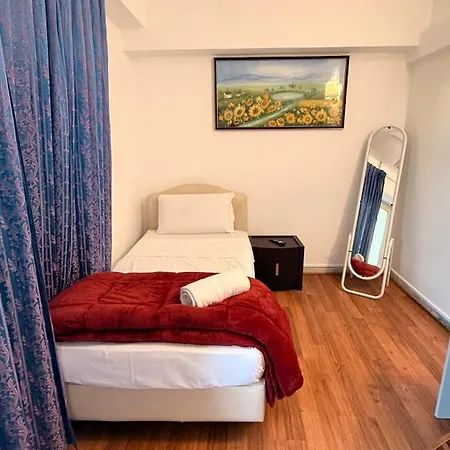 Host Řím